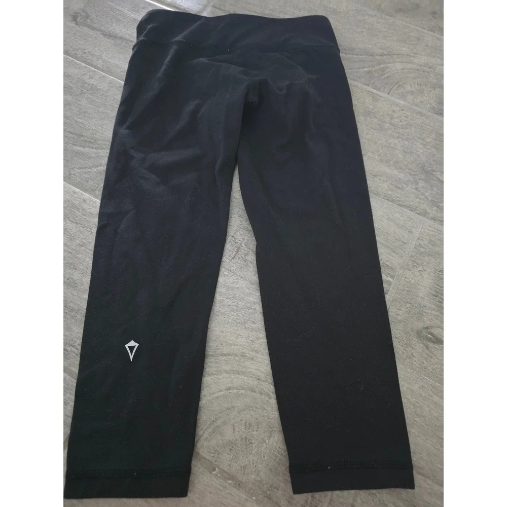 Ivivva by Lululemon Girls Black Cropped Athletic Leggings Size 8
